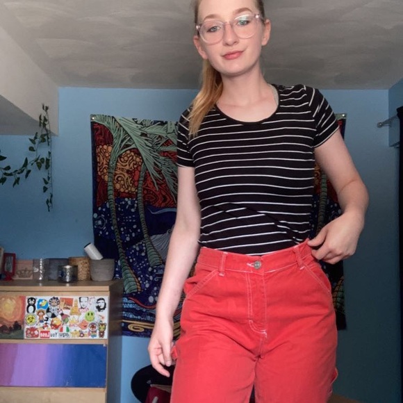 red mom jeans from urban outfitters - Picture 2 of 2